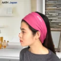 AATH Neck Roll màu magenta người mẫu quàng khăn ống ở đầu