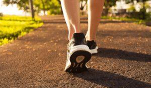 Bài tập thể dục cho người giãn tĩnh mạch chân - Đi bộ